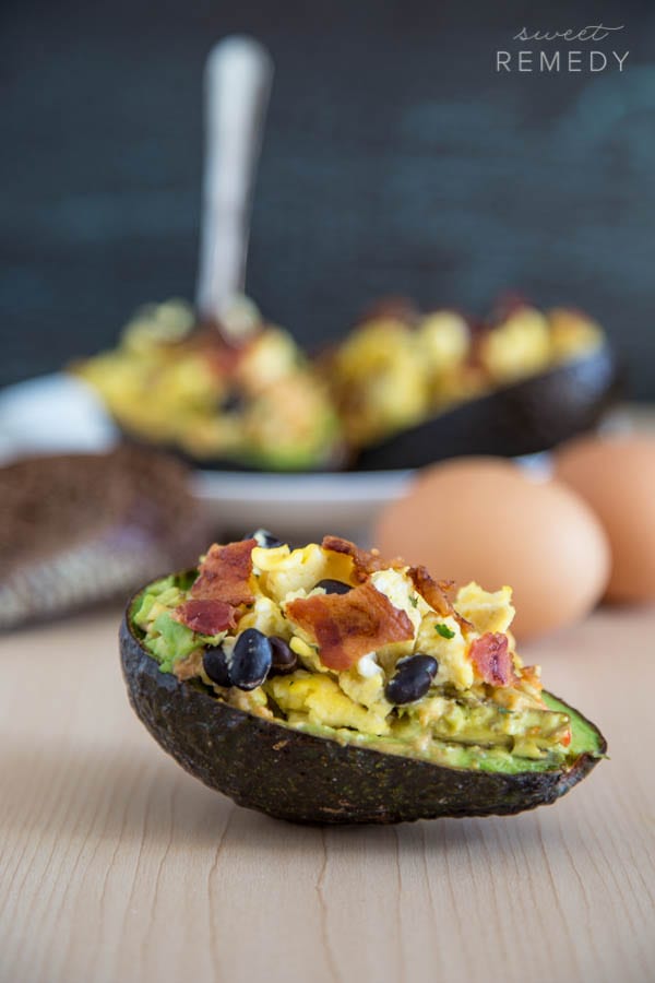 Avocado + Hummus Breakfast Bowls | Recipe from Sweet-Remedy.com