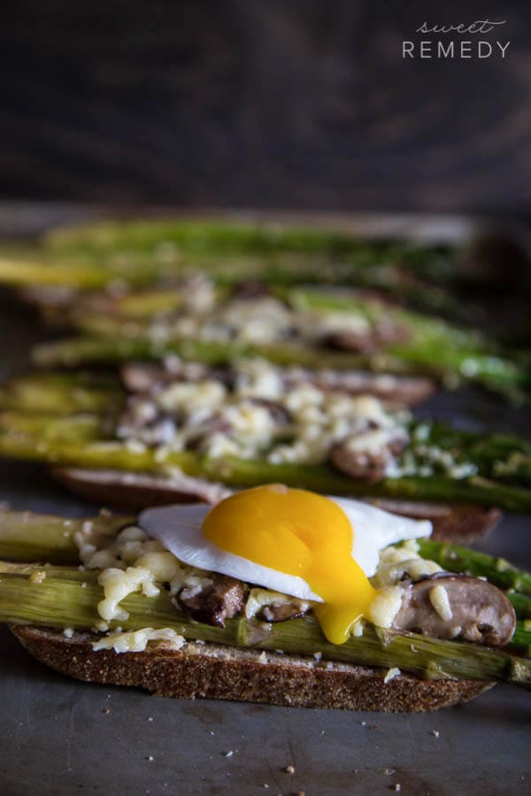 Asparagus and Mushroom Toast | Sweet-Remedy.com