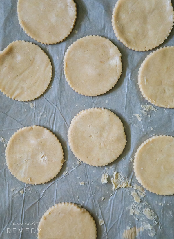 This Whole Grain Pie Dough can be used in savory or sweet pies! 